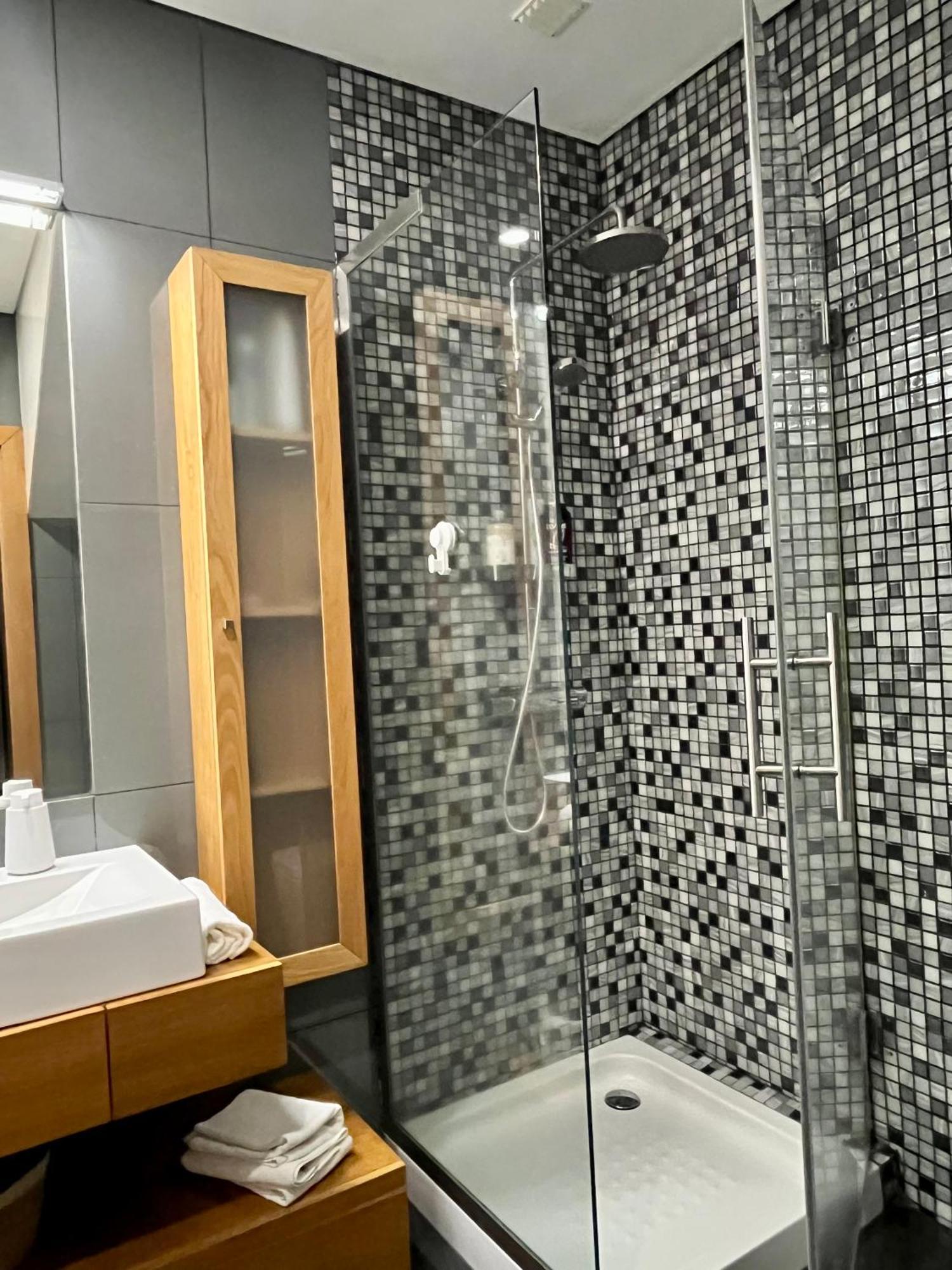 Crystal House Apartment อังกรา ดู เอโรอิสโม ภายนอก รูปภาพ